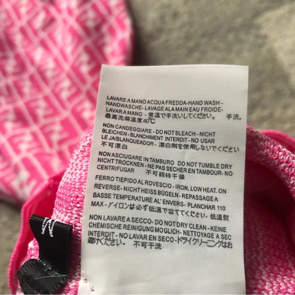 FF logo knit dress with pink embro sz M - Picture 4 of 5